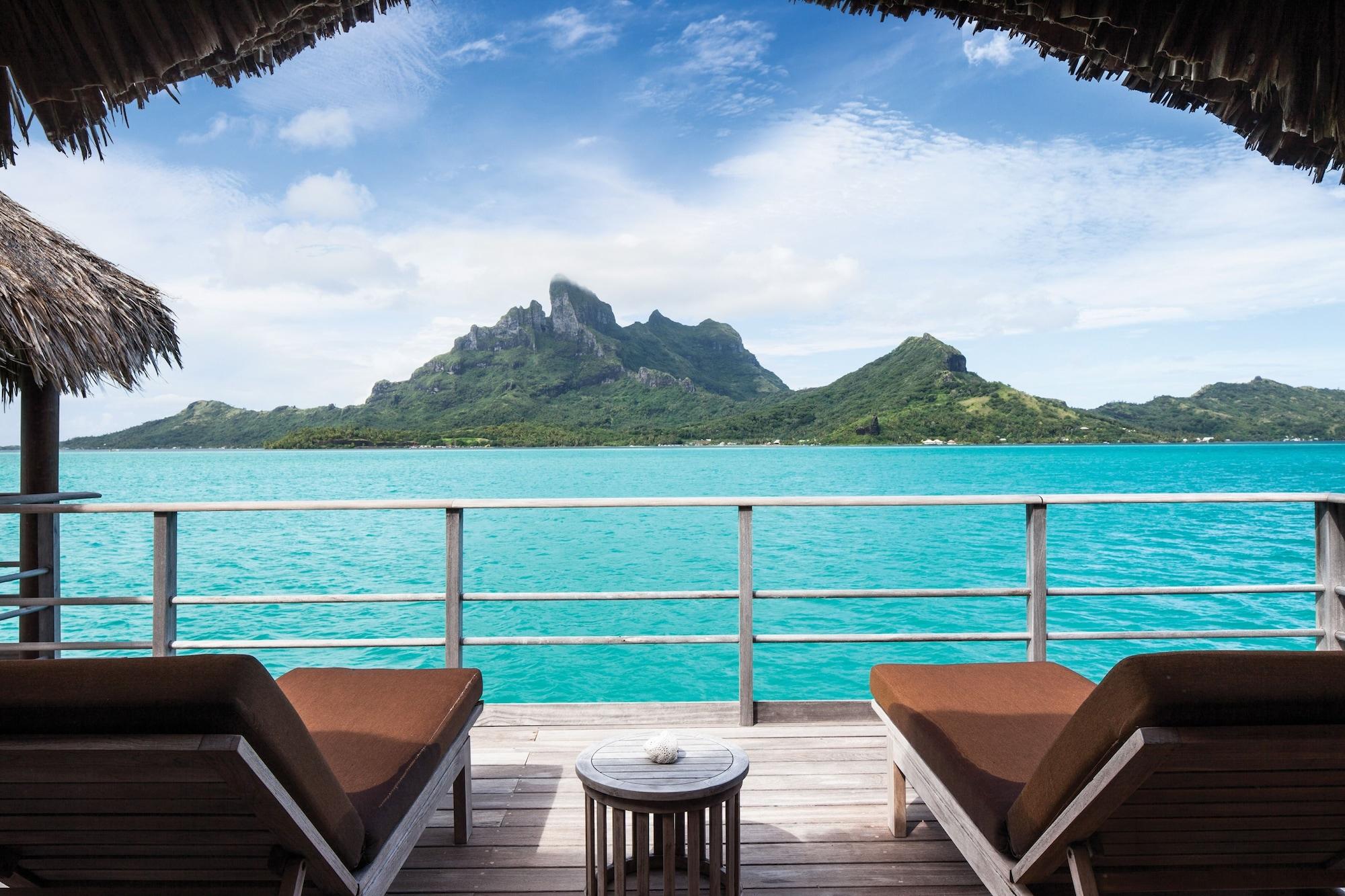 Four Seasons Resort Bora Bora Exterior photo